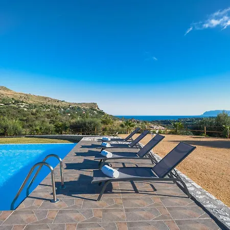Essence Villa Castellammare del Golfo